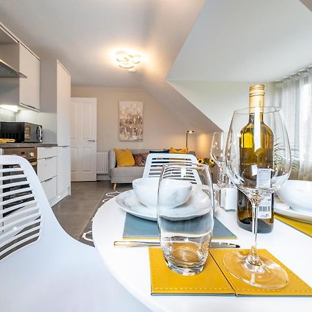 Appartamento Pass The Keys Luxurious 1Br Apt In Prime Location With Top Amenities Belfast Esterno foto