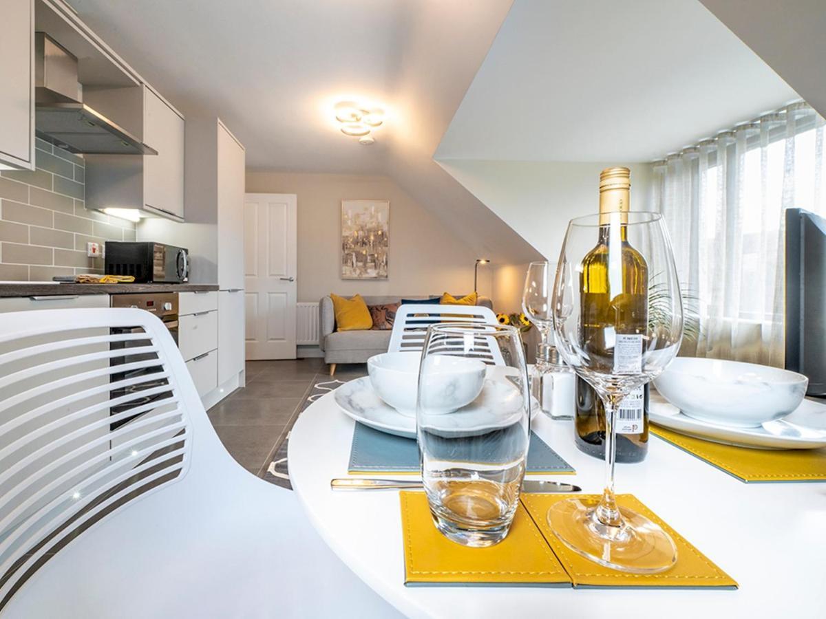 Appartamento Pass The Keys Luxurious 1Br Apt In Prime Location With Top Amenities Belfast Esterno foto