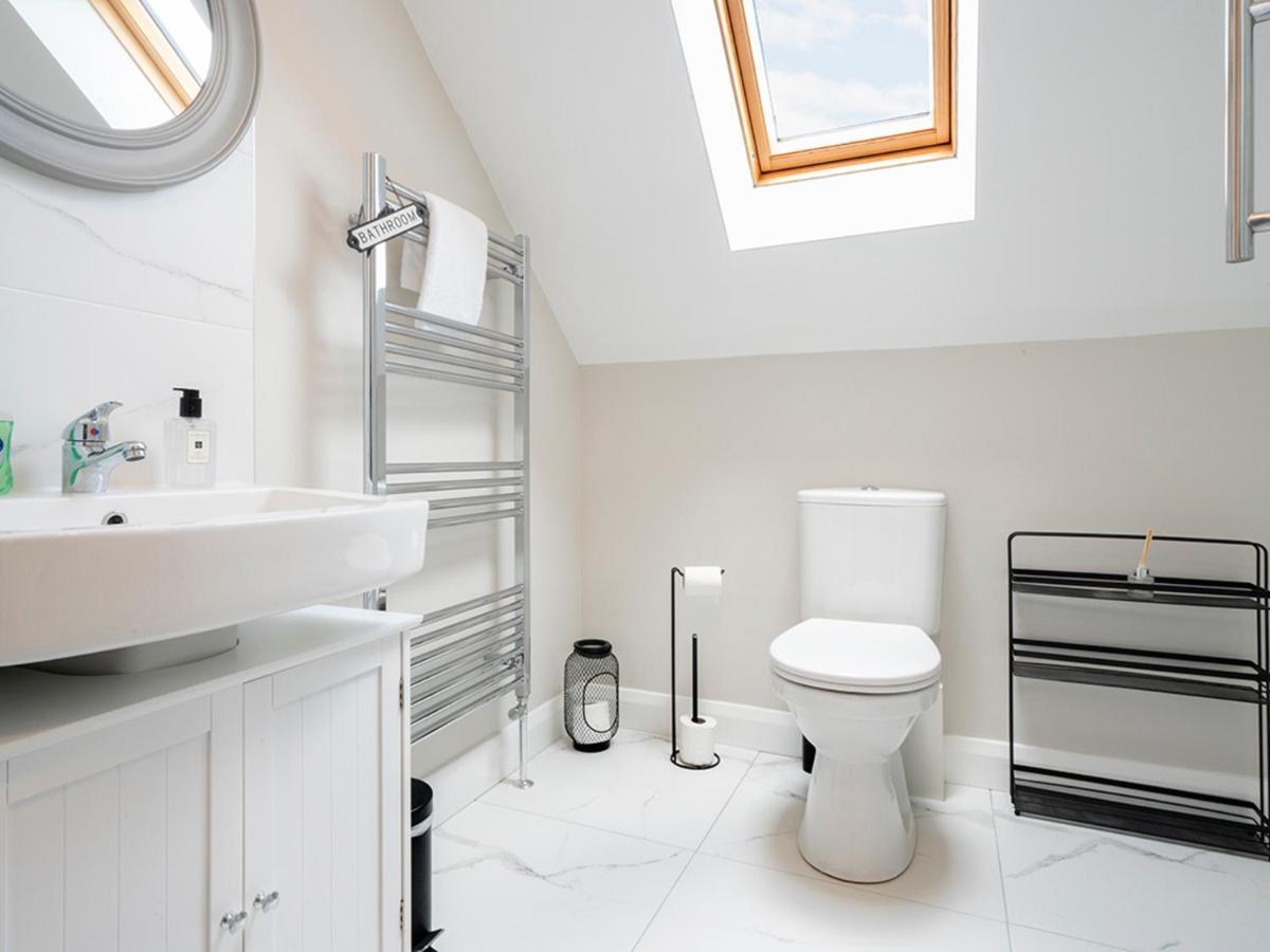 Appartamento Pass The Keys Luxurious 1Br Apt In Prime Location With Top Amenities Belfast Esterno foto
